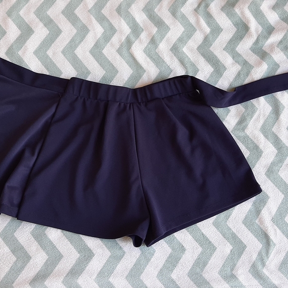 Girls faux wrap skort size 8 - Picture 6 of 6